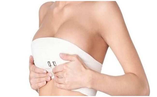 Nâng ngực bằng silicon